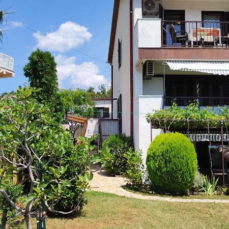 Apartments Svjeta Jadranovo Exterior photo